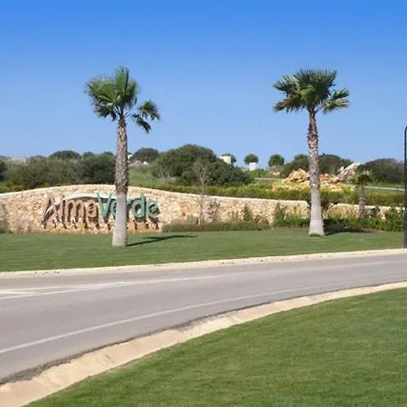 Almaverde Village & منتزه العطل 4*