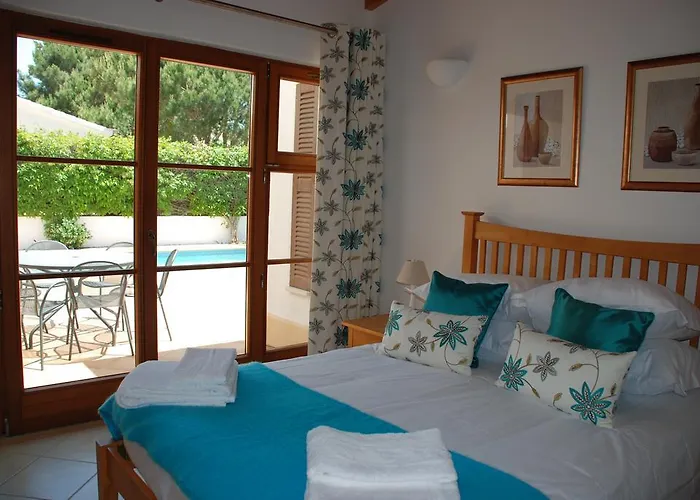 Almaverde Village & 4* Burgau