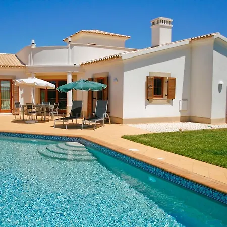 Almaverde Village & 4*